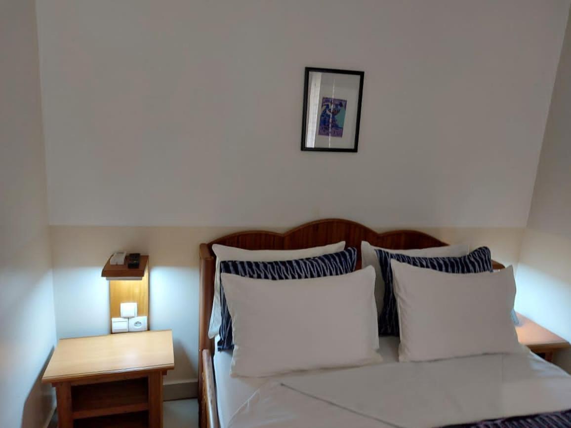 Congress Hotel Yaoundé Екстериор снимка