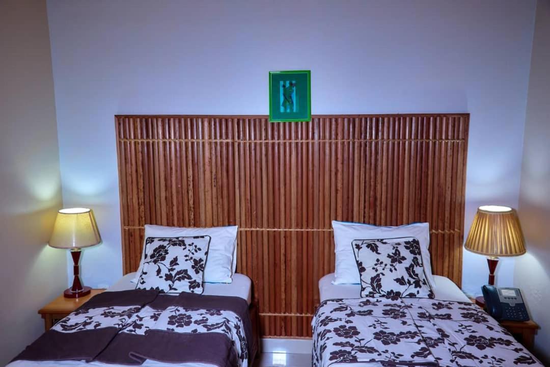 Congress Hotel Yaoundé Екстериор снимка