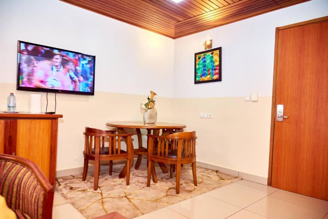 Congress Hotel Yaoundé Екстериор снимка